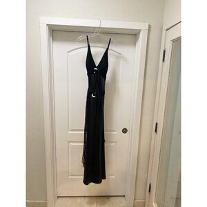 Morrell Maxie Dress Womens Size 12 Black Formal Gown Sleeveless Ring Detail Long